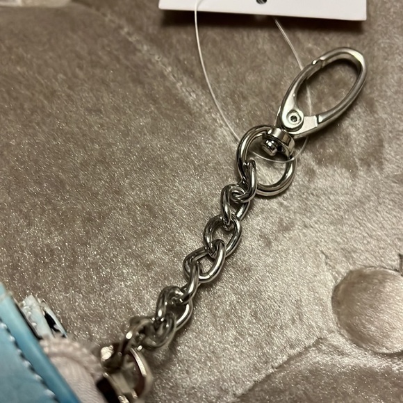 Betsey Johnson blue card wallet with zipper section for coins, new - Picture 8 of 8